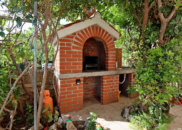Apartman With Parking Space Lopar, Rab - 24617