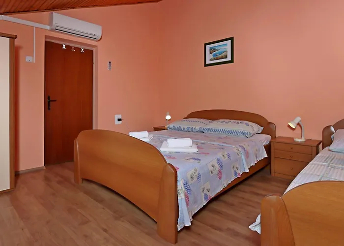 Apartman With Parking Space Lopar, Rab - 24617