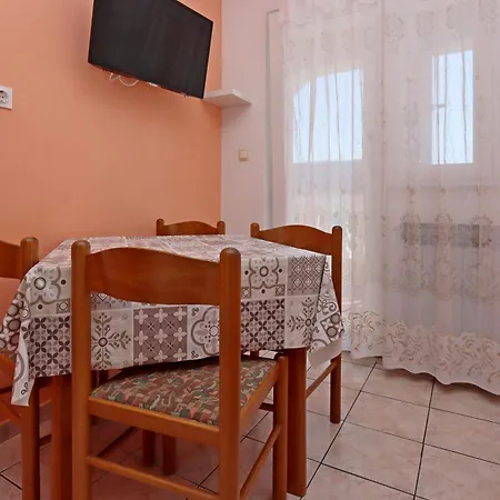 Lejlighed With Parking Space Lopar, Rab - 24617 *